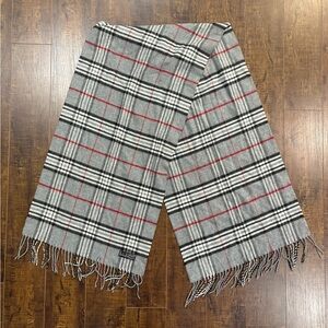 V. Fraas Cashmink Vintage Scarf‎ Check Plaid Gray Black White Red
12" x 70"